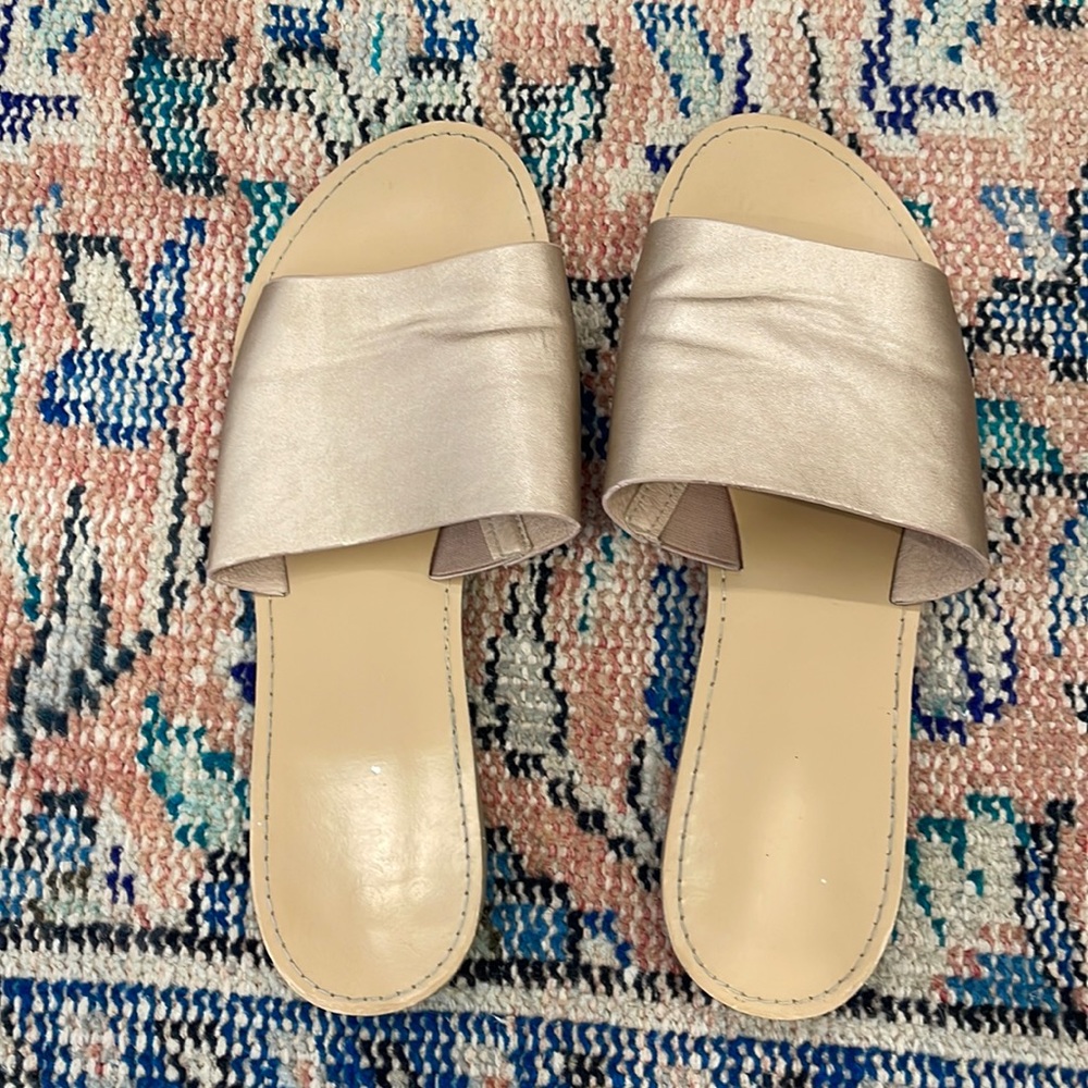 Light gold slides